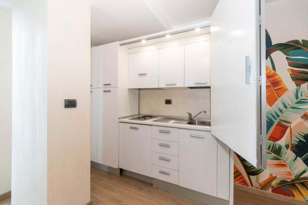 Enjoy Room- Appartamento Con Parcheggio Gratuito E Colazione Deliziosa ! Turijn Buitenkant foto